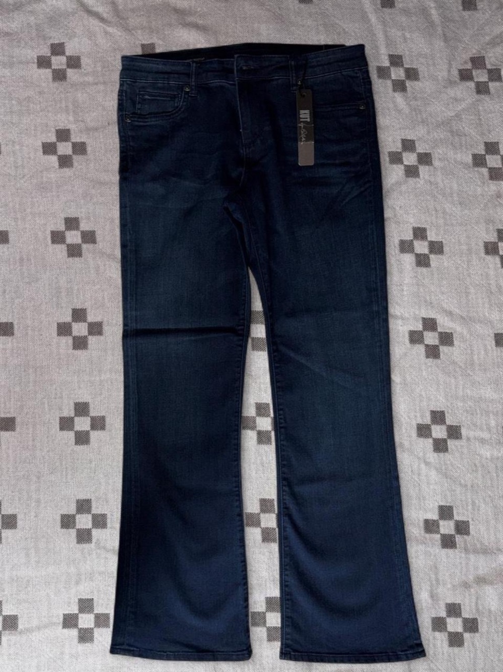 Brand new Kut from the Kloth Dark Wash baby boot cut Jeans